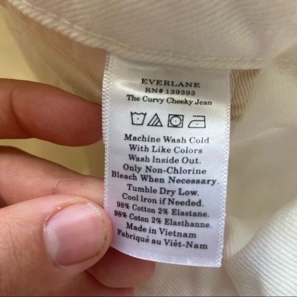 EVERLANE THE CURVY CHEEKY JEAN White Size
33 Regular - Picture 5 of 10